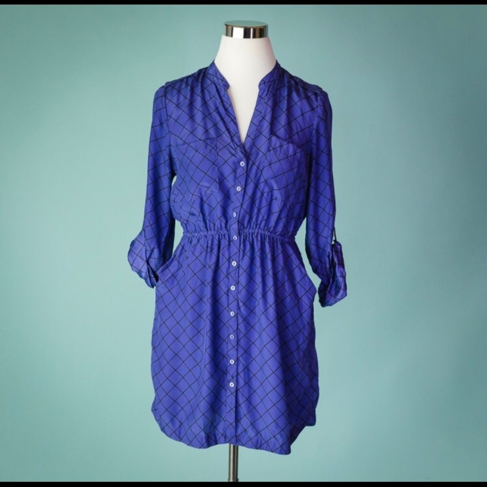 Yellow is Gold Blue Dress Urban Outfitters! 💙